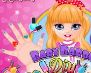 Bebek Barbie'nin El Bakımı Ve Manikürü