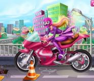 Süper Barbie'nin Süper Motorsikleti