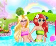 Barbie Ve Ariel Havuzda